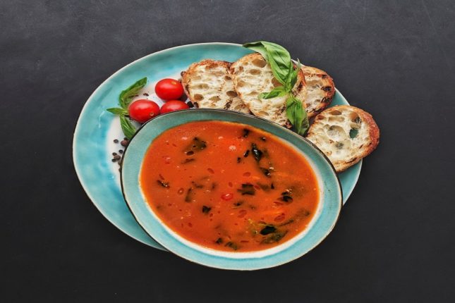 Мексиканский куриный суп с фрикадельками